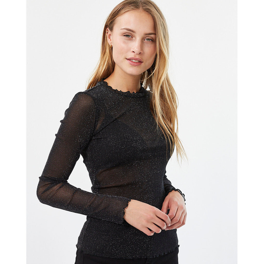 Markhild 0018 - Black